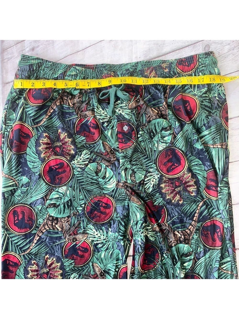NWOT Men’s 2XL Jurassic World Pajama Sleep Pants - Picture 5 of 5